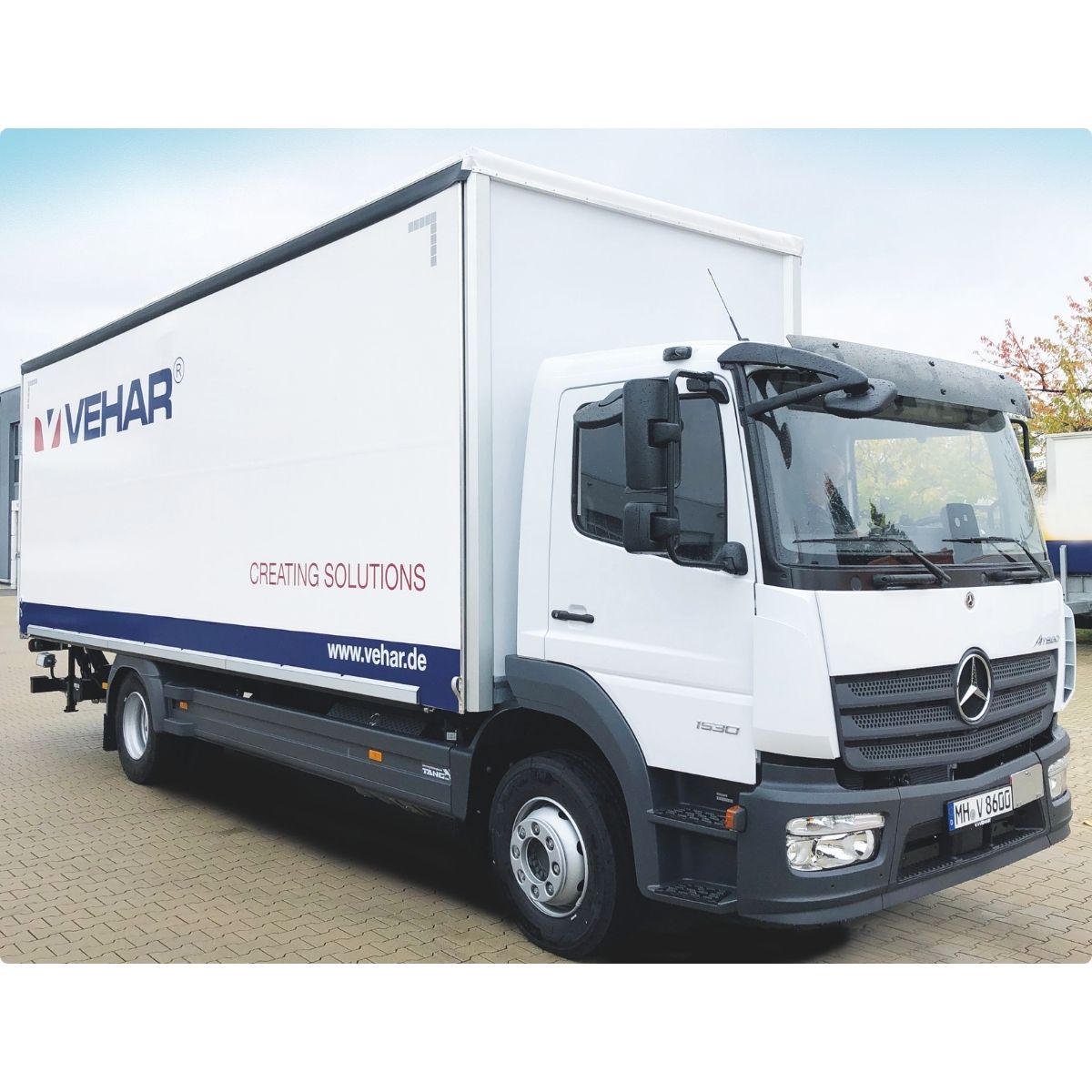 12-Tonnen-LKW von Vehar logistiko im Einsatz