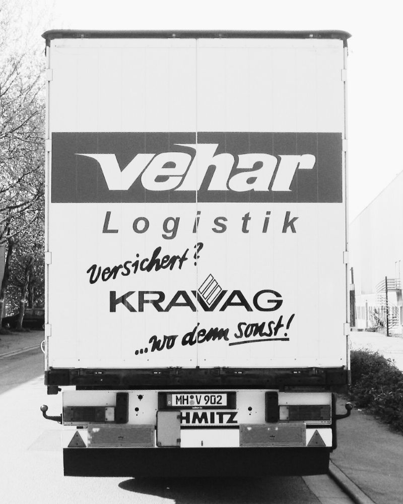 Internationalen LKW-Transport online mit Vehar logistiko beauftragen